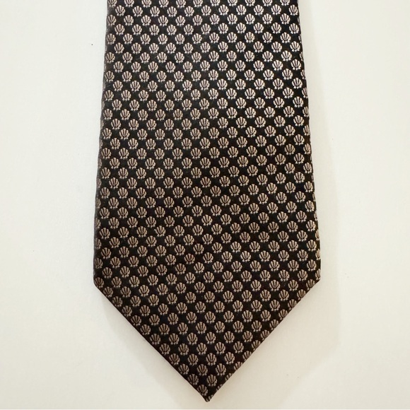 Tommy Bahama Silk Tie - Picture 1 of 5
